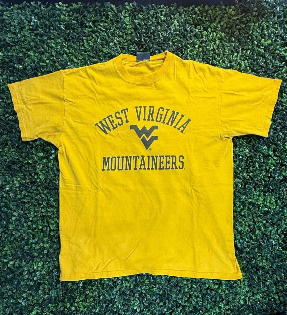 J. America West Virginia Mountaineers T-Shirt Size L Yellow NCAA College